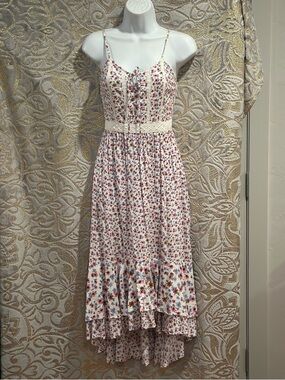 🌸 Feminine Floral Summer Dress | XS | Flowy | Lace Detail